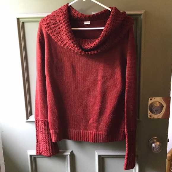 Sweaters - Lovely rust/red burgundy cowl sweater size L